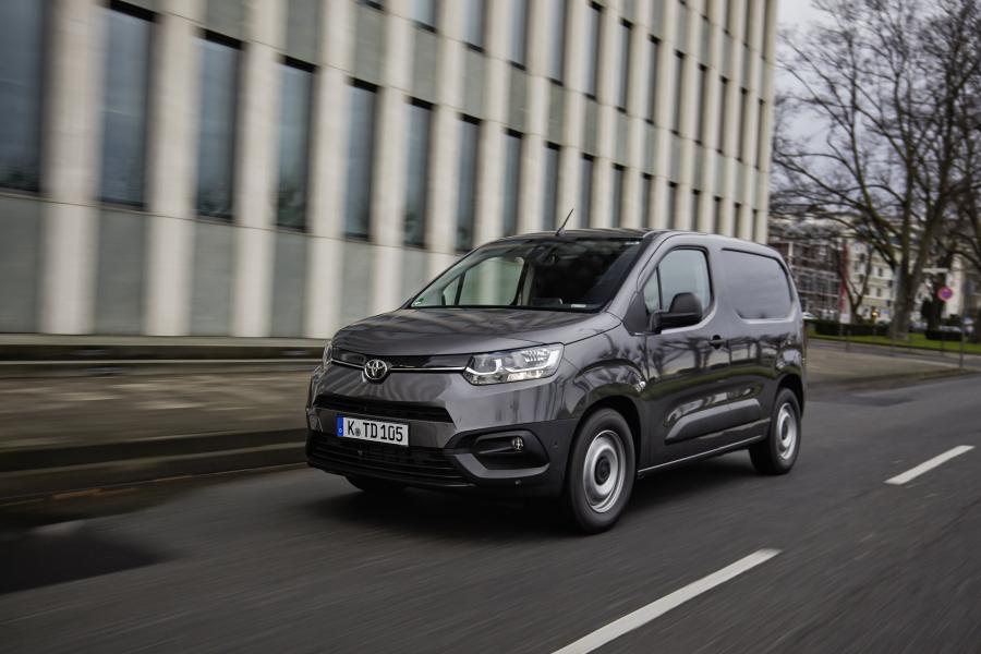  Toyota ProAce City Van 2019 года  (EU) (фото 37 из 53)
